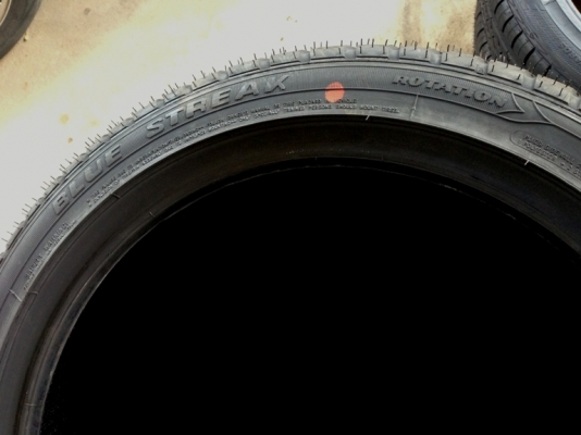 - ขายยางใหม่  205/45/17