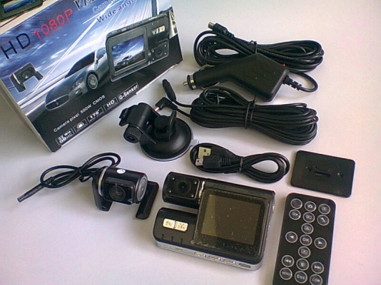 กล้องติดรถยนต์แบบมองหน้ามองหลังในตัว