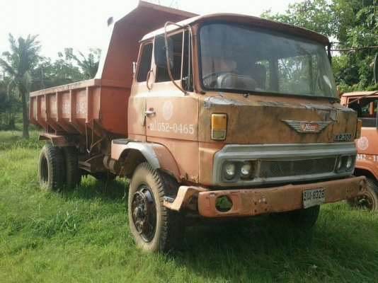 ขาย6ล้อดรั้ม hino KR300 ขาย 225000 บาท รถประมลูกรมชลประทานมาคับ