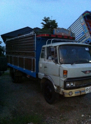 ขายหกล้อHINO KL ดั้มเกษตรยาว5เมตร กว้าง2.20เมตร หัวบางเดิมไม่เคยทำสี คัสซีสวยมากๆ เครื่องเดิมแน่นไม่หลวม ยาง8.25ขอบ20 ยางดี ทะเบียนพร้อมโอน