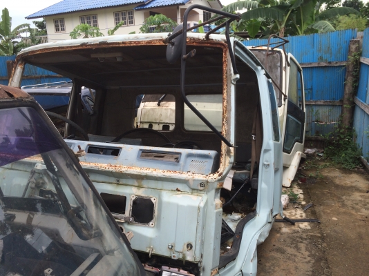 หัวเก๋งร็อกกี้3หัวISUZU หัวนอก สภาพดี1หัว... ต้องเก็บงานเยอะ2หัว ขาย...ยกเลิกกิจการไม่มีช่าง