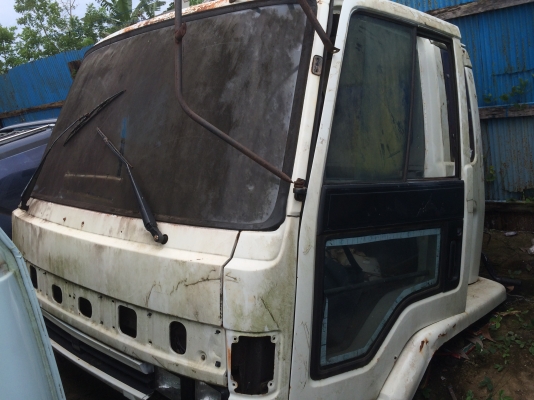 หัวเก๋งร็อกกี้3หัวISUZU หัวนอก สภาพดี1หัว... ต้องเก็บงานเยอะ2หัว ขาย...ยกเลิกกิจการไม่มีช่าง