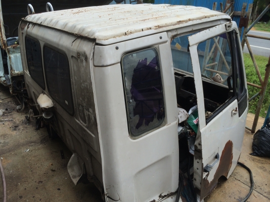 หัวเก๋งร็อกกี้3หัวISUZU หัวนอก สภาพดี1หัว... ต้องเก็บงานเยอะ2หัว ขาย...ยกเลิกกิจการไม่มีช่าง