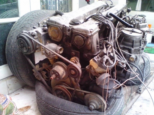 ขายเครื่องเบนซ์พร้อมเกียร์