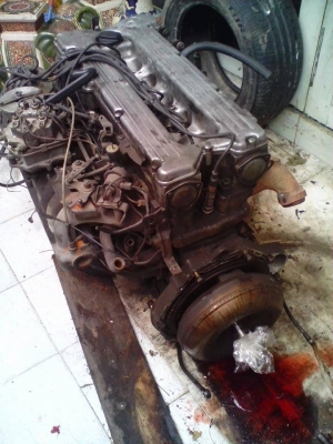 ขายเครื่องเบนซ์พร้อมเกียร์