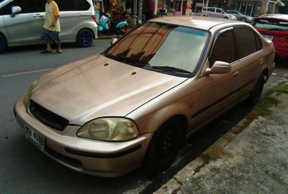 civic ตาโต เครื่อง b20 เกียร์ออโต้ มีเครื่องเสียง ราคาเบาๆ 79,000 บาท