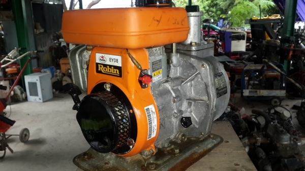 ปั้มน้ำ  เล็ก กลาง สวย