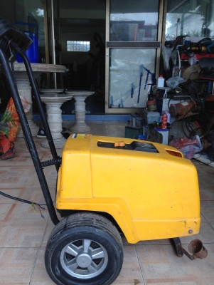 อัดฉีด wapของเยอรมัน ไฟ 380 v มอเตอร์ 6.1 kw แรงดัน 210 Bar