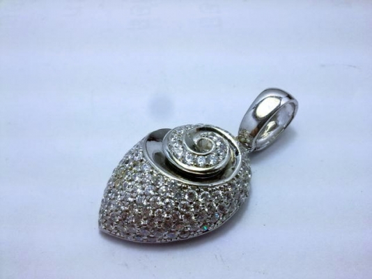 จี้เงินใหญ่ฝังรัสเซีย