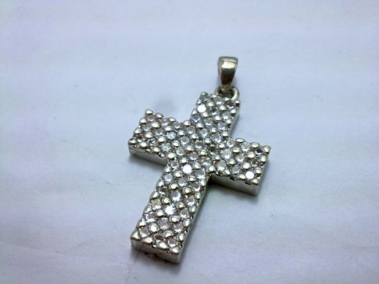 จี้เงินไม้กางเขนฝังเพชรรัสเซีย