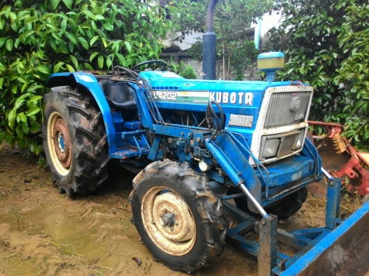 KUBO TA L4202 เพลาเดียว เครื่อง4สูบเทอร์โบ พร้อมดันหน้า ราคา 65,000