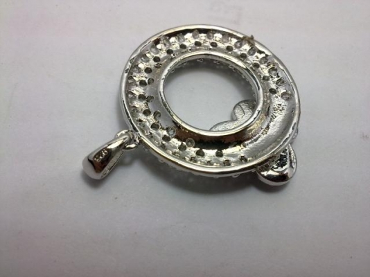 จี้เงินฝังเพชรรัสเซีย