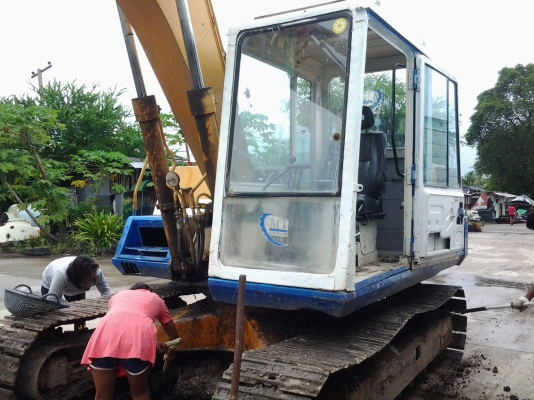 ต้องการขายรถเม็กโคโคมาสสุ120รุ่น3เครื่องดีอเอวแน่สภาพพร้อมใช้เจ้าของขายเองใช้งานอยู่มารองได้เครื่องดีสวยอยู่ทุกวัน