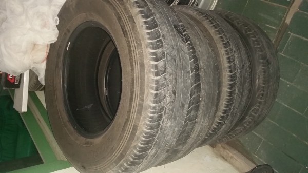 ยาง 255-70-16 สภาพดี 4 เส้น