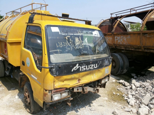 ขายรถ6ล้อหัวคัสซี ถูกๆตามสภาพ