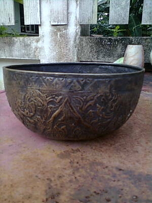 ขันเงินงานเก่าลายสวย