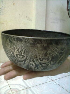 ขันเงินงานเก่าลายสวย