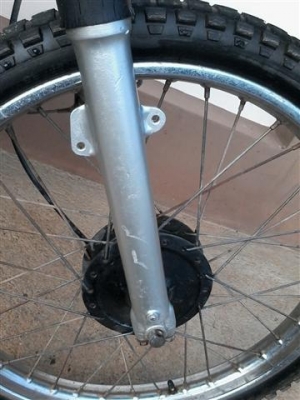 ขาย DT100 ทะเบียนโอนภาษีขาดเกินบัตรหมดอายุต้องตามเองเครื่องดีแน่นๆแก้ CDI มาแล้ว ขาย 13500 บาท