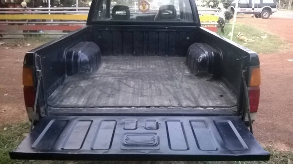 นิสสัน big m cab ปี 38 นิสสัน big m cab ปี 38