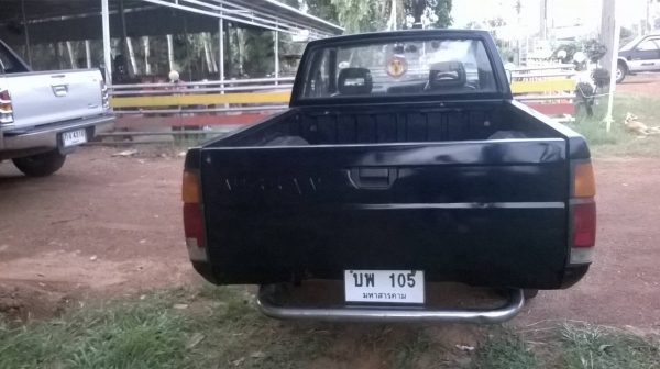 นิสสัน big m cab ปี 38 นิสสัน big m cab ปี 38