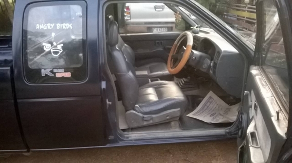 นิสสัน big m cab ปี 38 นิสสัน big m cab ปี 38