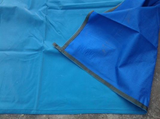 ขายผ้าใบคุมรถ10ล้อ ของใหม่นอกกันฝน กว้าง4.50เมตรยาว7.70เมตร ขาย 5500 บาทครับ มี50ชุด