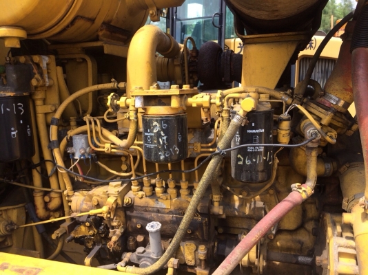 ขายรถตัก Komatsu WA300-1 นำเข้า ยังไม่เคยใช้งานในไทย สภาพสวยมาก พร้อมใช้ ราคาถูกมากๆ 081-9485494