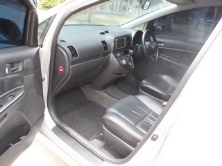 TOYOTA WISH 2.0 Q Limited AUTO ปี 2006 จัดไฟแนนซ์ได้  T.086-527-9533