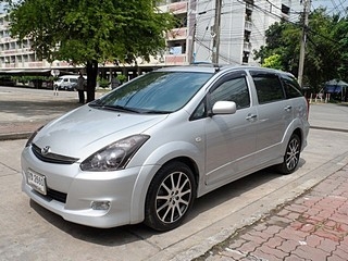 TOYOTA WISH 2.0 Q Limited AUTO ปี 2006 จัดไฟแนนซ์ได้  T.086-527-9533