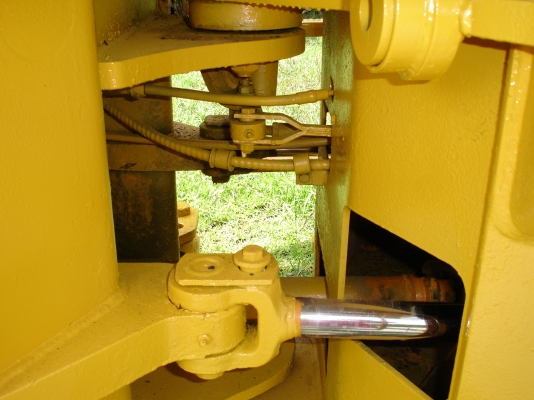 ขายรถตัก Komatsu 510 ; รถเก่าญี่ปุ่น 100\%;  สภาพสวยพร้อมใช้งานได้ทันที สนใจติดต่อ 081-9485494