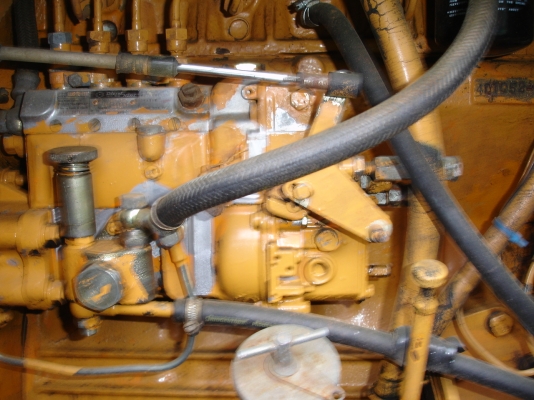 ขายรถตัก Komatsu 510 ; รถเก่าญี่ปุ่น 100\%;  สภาพสวยพร้อมใช้งานได้ทันที สนใจติดต่อ 081-9485494