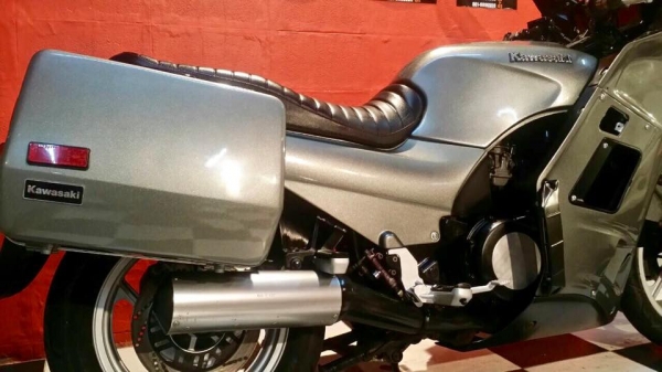 T&amp;T BIKE RAMA2 ขายKAWASAKI GTR1000 ปี1994 สวยสุดในรุ่น เอกสาร อินวอยสรรพสามิต แท้ครบทุกใบพรบ.เก็บงานสวย