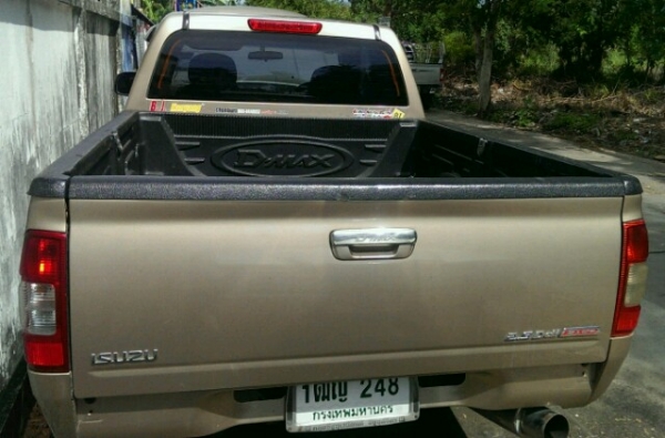 หลุดจองขายถูก Isuzu Dmax ปี 05 แก๊ส Lpg 2j vvti หลุดจองขายถูก Isuzu Dmax ปี 05 แก๊ส Lpg 2j vvti