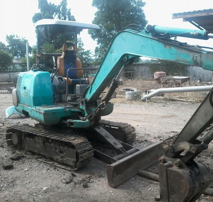 ขายโคมัตสุ pc 20-7 สภาพดี เครื่องปั๊มดีราคาถูก 235000ราคาต่อลอง