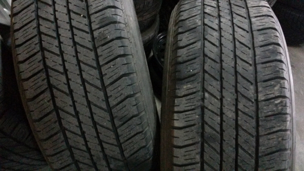 แม็กแชมป์ไม่รอย พร้อมยาง สวยๆสภาพ90\% แม็กแชมป์ไม่รอย พร้อมยาง สวยๆสภาพ90\%