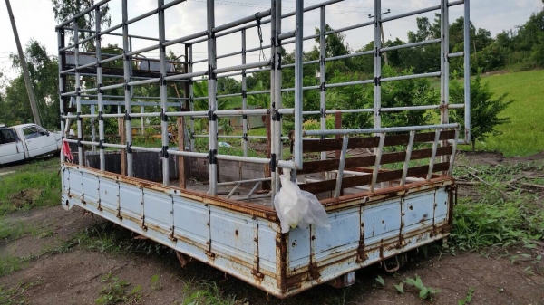 ต้องการขายกระบะมีคอก NKR