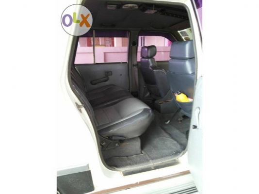 ขายมาสด้าแวนพร้อมลุย