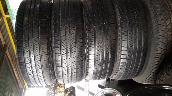 ขายยาง 225 70 15 ปี11ชุดละ6500