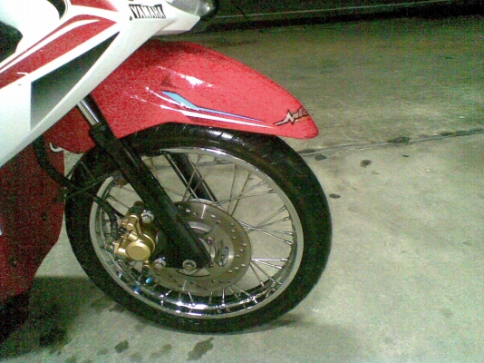 ขายMio125mxขาวแดง เอกสารพร้อมโอนคับลดราคาสุดๆคับต้องการใช้เงิน14000บาทคับ