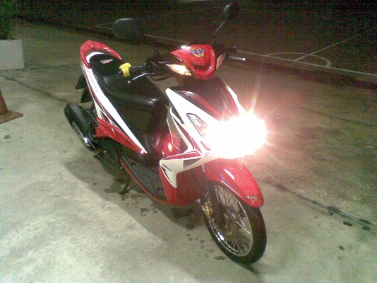 ขายMio125mxขาวแดง เอกสารพร้อมโอนคับลดราคาสุดๆคับต้องการใช้เงิน14000บาทคับ