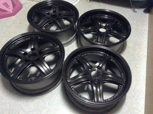 แม็ก Tro 17 นิ้ว หน้าตื้นหลังลึก 5 รู 114 แม็ก Tro 17 นิ้ว หน้าตื้นหลังลึก 5 รู 114