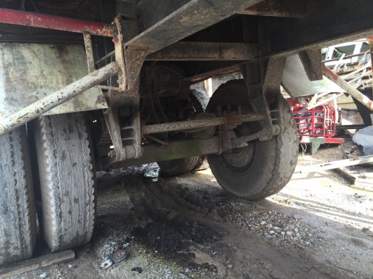 หางพื้นเรียบ2คานยาว8ม. มีเล่มทะเบียนพร้อมโอน เพลาเหลี่ยม ช่วงล่างสวย คัสซีสวย..ของอู่จรูญพัทลุง..