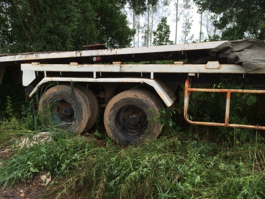 หางพื้นเรียบ2คานยาว8ม. มีเล่มทะเบียนพร้อมโอน เพลาเหลี่ยม ช่วงล่างสวย คัสซีสวย..ของอู่จรูญพัทลุง..