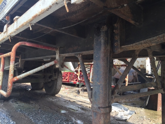 หางพื้นเรียบ2คานยาว8ม. มีเล่มทะเบียนพร้อมโอน เพลาเหลี่ยม ช่วงล่างสวย คัสซีสวย..ของอู่จรูญพัทลุง..