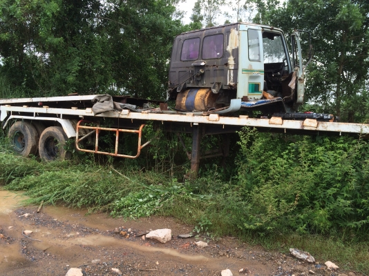 หางพื้นเรียบ2คานยาว8ม. มีเล่มทะเบียนพร้อมโอน เพลาเหลี่ยม ช่วงล่างสวย คัสซีสวย..ของอู่จรูญพัทลุง..