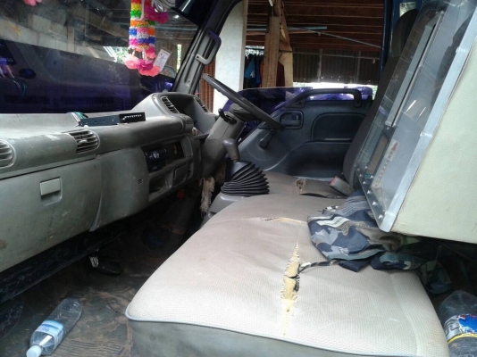 ขายรถสวย 6 ล้อ NPR66LX5T เครื่อง 4HF1 120 แรงม้าฝาขาว คัสซีสวยจัดตลอดเส้น เก๋งสวยไม่ผุ ทะเบียนเต็มพร้อมโอน ราคาต่อรองได้ครับ