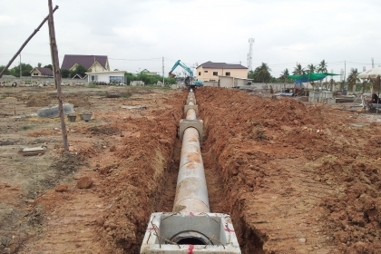 ให้เช่ารถแบคโฮ ขนาด120 รับขุดดิน ดินลูกรัง ปรับพื้นที่ ถมที่ รื้อป่า รื้อท่อ ฝังท่อ กดเข็ม เช่ารายชั่วโมง เช่ารายวัน รายเดือน รับงานพื้นที่ภาคกลางครับ ติดต่อ..คุณจรัญเจริญ (โจ) โทร.. 081-7539527