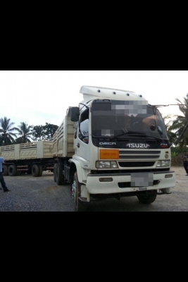 รถอีซูซุ 10 ล้อดั้ม FXZ 320 แรงม้า. ปี 50 ( ขายแม่ , ลูก ) , ( รถวิ่ง 2xx,xxx กม. ) สนใจติดต่อ 081 - 6079515 รถอีซูซุ 10 ล้อดั้ม FXZ 320 แรงม้า. ปี 50 ( ขายแม่ , ลูก ) , ( รถวิ่ง 2xx,xxx กม. ) สนใจติดต่อ 081 - 6079515