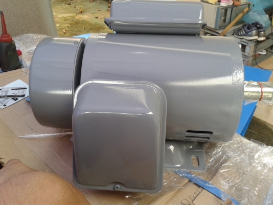 ขายมอเตอร์2แรงไฟบ้าน 220V 50Hz รอบ 1400 ของใหม่