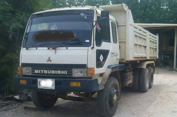 ***ขายแล้วครับขอบคุณ Truck2hand ขาย10ล้อ2เพลาดั้ม MITSU FN527M-TD4XXX เครื่องเดิมเกียร์เดิม 6D16-195แรง แน่นๆ แรงดี เกียร์เดิม10สปีด ไม่หลุด ช่วงล่าง เบรคใหญ่เพลาบุ๋ม คัสซีสวยเดิม ไม่ปะไม่ดาม กระบะดั้มเหล็กKAC สภาพดี พื้นดีข้างดีไม่ผุ ไม่โก่ง ดั้มดี ไม่ยุ